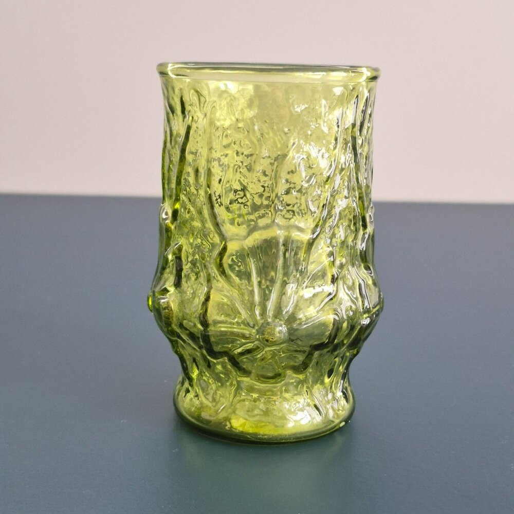Vintage Anchor Hocking Rainflower Green Juice Glass SET of 4 Raised Floral Retro - Picture 3 of 8